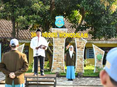 SMK Negeri Wonosalam Awali Masuk Sekolah dengan Halal bi Halal dan Sosialisasi Gadget